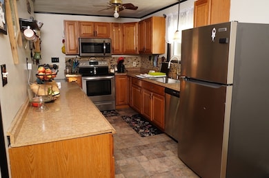 1540 Quaker St, Northbridge, MA 01534 - photo 4