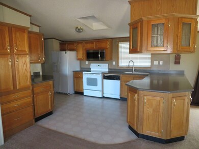 12991 E 75 N, Loogootee, IN 47553 - photo 4