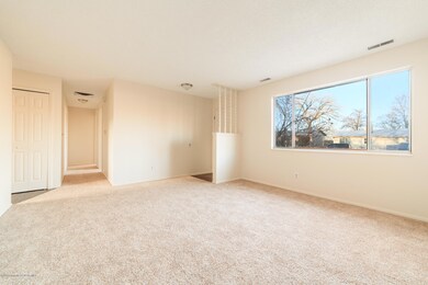 2506 Edgecliff Dr-13