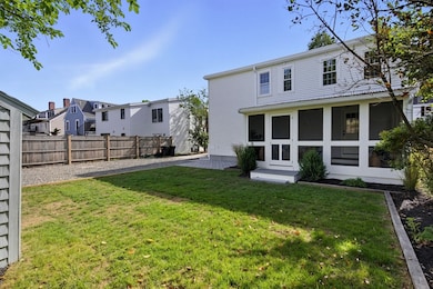 113 Prospect St unit B, Newburyport, MA 01950 - photo 3