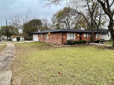 1300 Develon Dr, Mesquite, TX 75149 - photo 4