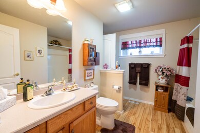 3564 SW 29th St, Redmond, OR 97756 - photo 5