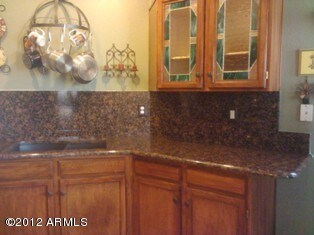 Kitchen (2)