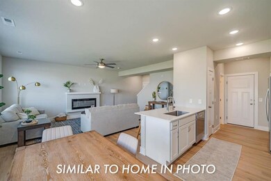 6944 Poppy Ct, Johnston, IA 50131 - photo 4