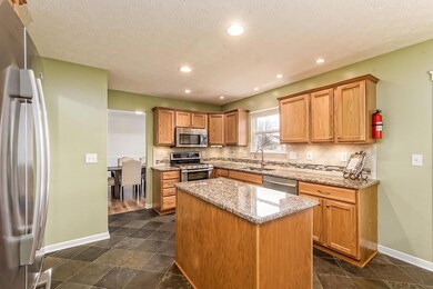 4393 Greensbury Dr, New Albany, OH 43054 - photo 7