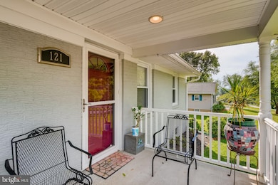 121 Jefferson Ave, Cockeysville, MD 21030 - photo 6