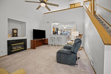 Great Room - 575 Perilous Pl