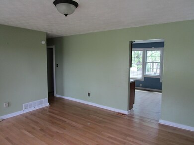 737 Curdsville Rd, Harrodsburg, KY 40330 - photo 4