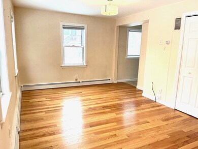 22 Mechanic St unit 1, Newton Upper Falls, MA 02464 - photo 2