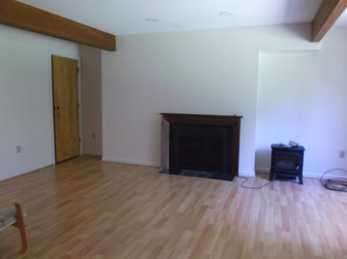 352 Acorn Ln, Shelburne, VT 05482 - photo 3