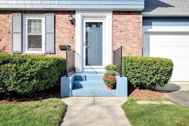 15 Selden St, Waban, MA 02468 - photo 2