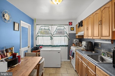 518 Carver Ct, Lawnside, NJ 08045 - photo 6