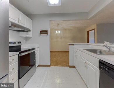 23140 Cobblestone Ln unit 204, California, MD 20619 - photo 7