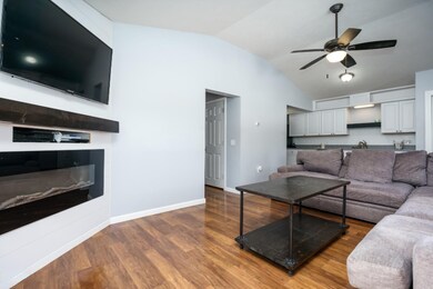 Riverview_Dr_890_Plainwell_49080-5