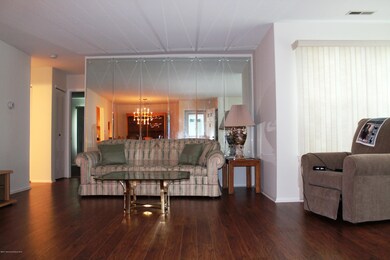 42 Snowberry Ct unit 287, Red Bank, NJ 07701 - photo 2