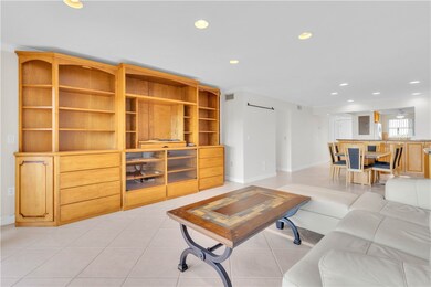 Racquet Club West Building unit 502A, Vero Beach, FL 32963 - photo 4