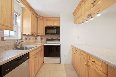 100-5 Main St unit 6, Stoneham, MA 02180 - photo 3