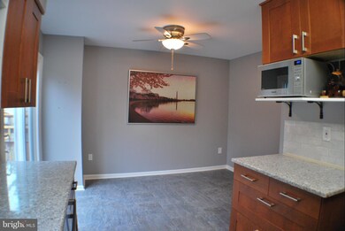 14352 Beaker Ct, Burtonsville, MD 20866 - photo 7