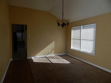 Formal Dining