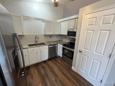 720 Tobermory Ct, Wentzville, MO 63385 - photo 5