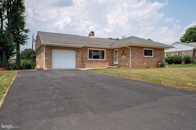 751 Floret Ave, Reading, PA 19605 - photo 3