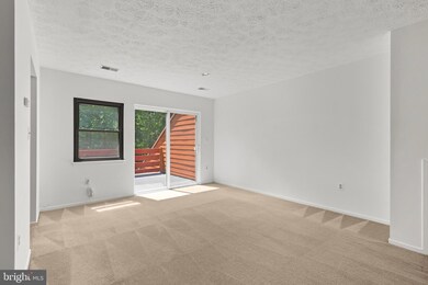 7585 Weather Worn Way unit E, Columbia, MD 21046 - photo 6