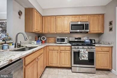 3808 Chesterwood Dr unit 3808, Silver Spring, MD 20906 - photo 7