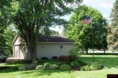 409 Riverview Dr, Courtland, MN 56021 - photo 5