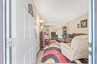 4810 Lady Jane Ave unit 13A, Hilliard, OH 43026 - photo 3