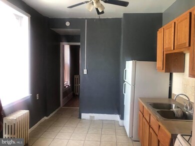 734 N 10th St, Reading, PA 19604 - photo 7