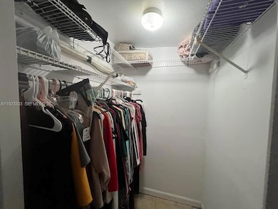 11XX SW 24 Ave unit C, Fort Lauderdale, FL 33312 - photo 4