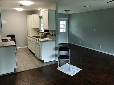 935 South Ln, Houston, TX 77088 - photo 6