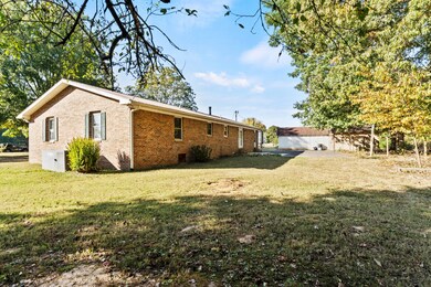 611 Thacker Rd, Manchester, TN 37355 - photo 3