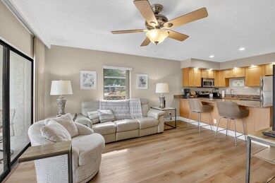 451 Greensward Ln unit 104B, Delray Beach, FL 33445 - photo 7