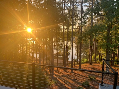 907 Patriots Point, Mc Cormick, SC 29835 - photo 4