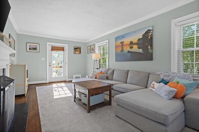 04-2404 Windsor Ave SW_04