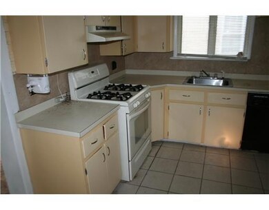 288 6th Ave, Woonsocket, RI 02895 - photo 4