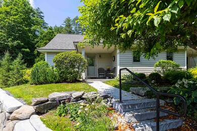 52 Azalea Cir unit 11, White River Junction, VT 05001 - photo 3