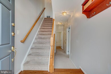 42846 Sykes Terrace, Chantilly, VA 20152 - photo 4