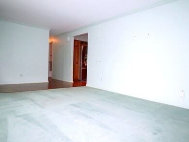 3070 Seneca Ct, Columbus, IN 47203 - photo 4