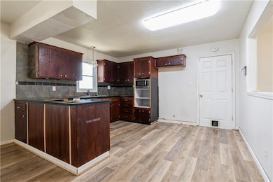 5431 Switzer Rd, Shawnee, KS 66203 - photo 5