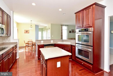 2651 Taffrail Way, Woodbridge, VA 22191 - photo 7