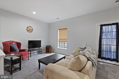 224 Merriweather Dr unit 110, Chambersburg, PA 17201 - photo 7