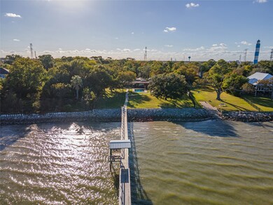 1021&1019 Kipp Ave, Kemah, TX 77565 - photo 4