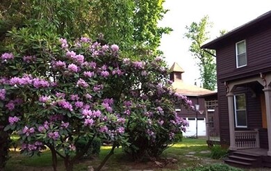 33 Chapin St, Chicopee, MA 01013 - photo 4