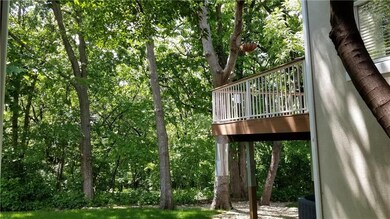 Fabulous wooded lot with Indian Creek trail & cree