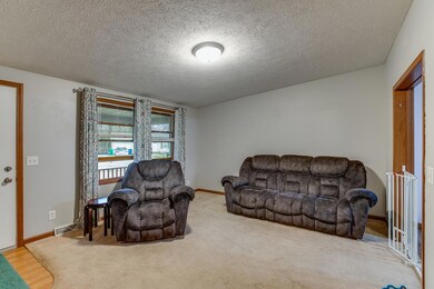 4157 W Erin Dr, La Porte, IN 46350 - photo 3