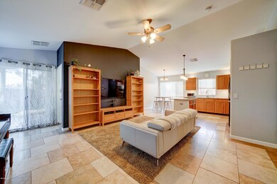 155 N Saffron Circle-6