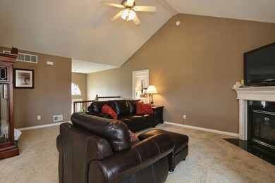 8604 Everett Rush Ct, Louisville, KY 40228 - photo 3