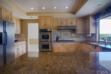 Breakfast Bar in Kitchen